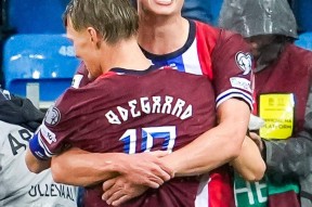 包含西班牙队教练压力巨大！，哈兰德遭遇七持续失利热度持续攀升的词条-jiuyou游戏中心