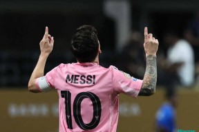 梅西在西班牙队比赛中出色发挥，战术调整引发热议！引发球迷热议的简单介绍-jiuyou官网入口